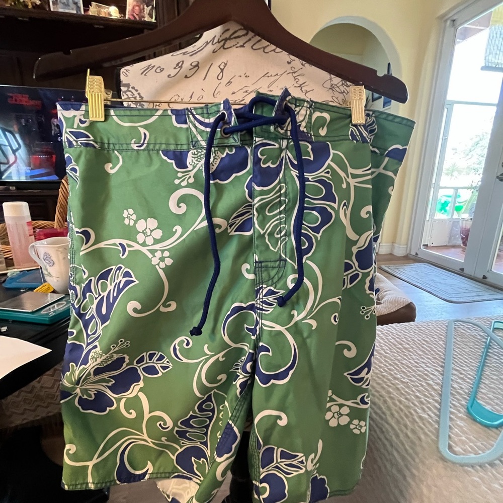 Anything 10$ and under is 2/10$!jcrew size 34 nwot men’s